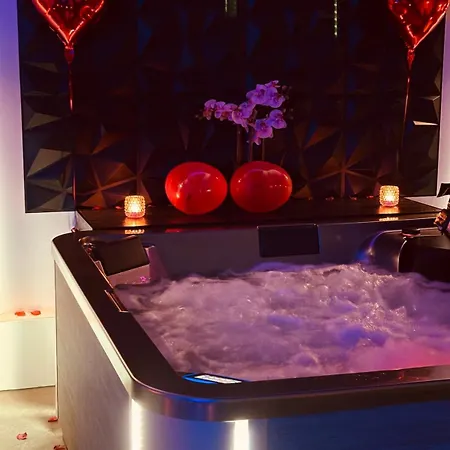Escapade Romantique Jacuzzi & Sauna Prives إنتزيم