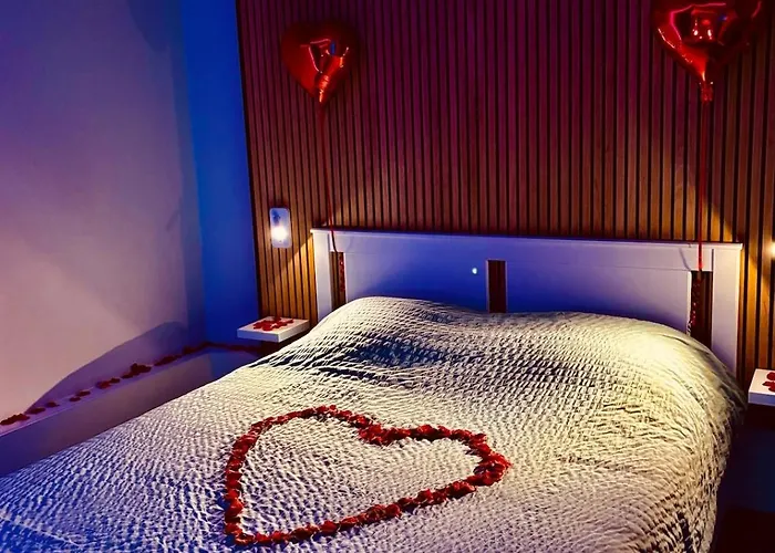 Escapade Romantique Jacuzzi & Sauna Prives Διαμέρισμα Entzheim